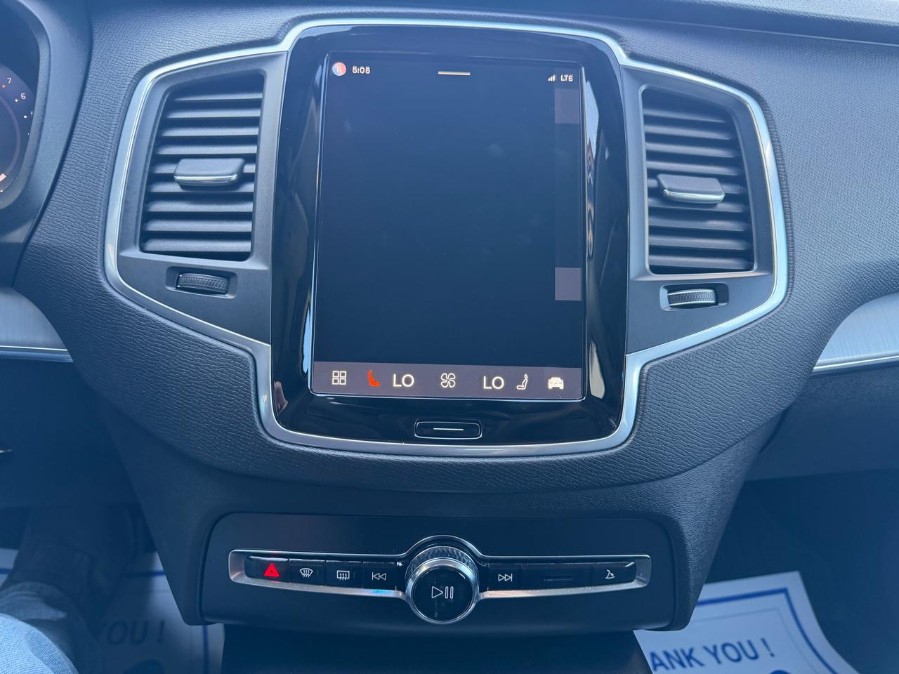 Volvo XC90  2024