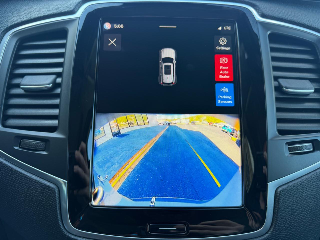Volvo XC90  2024