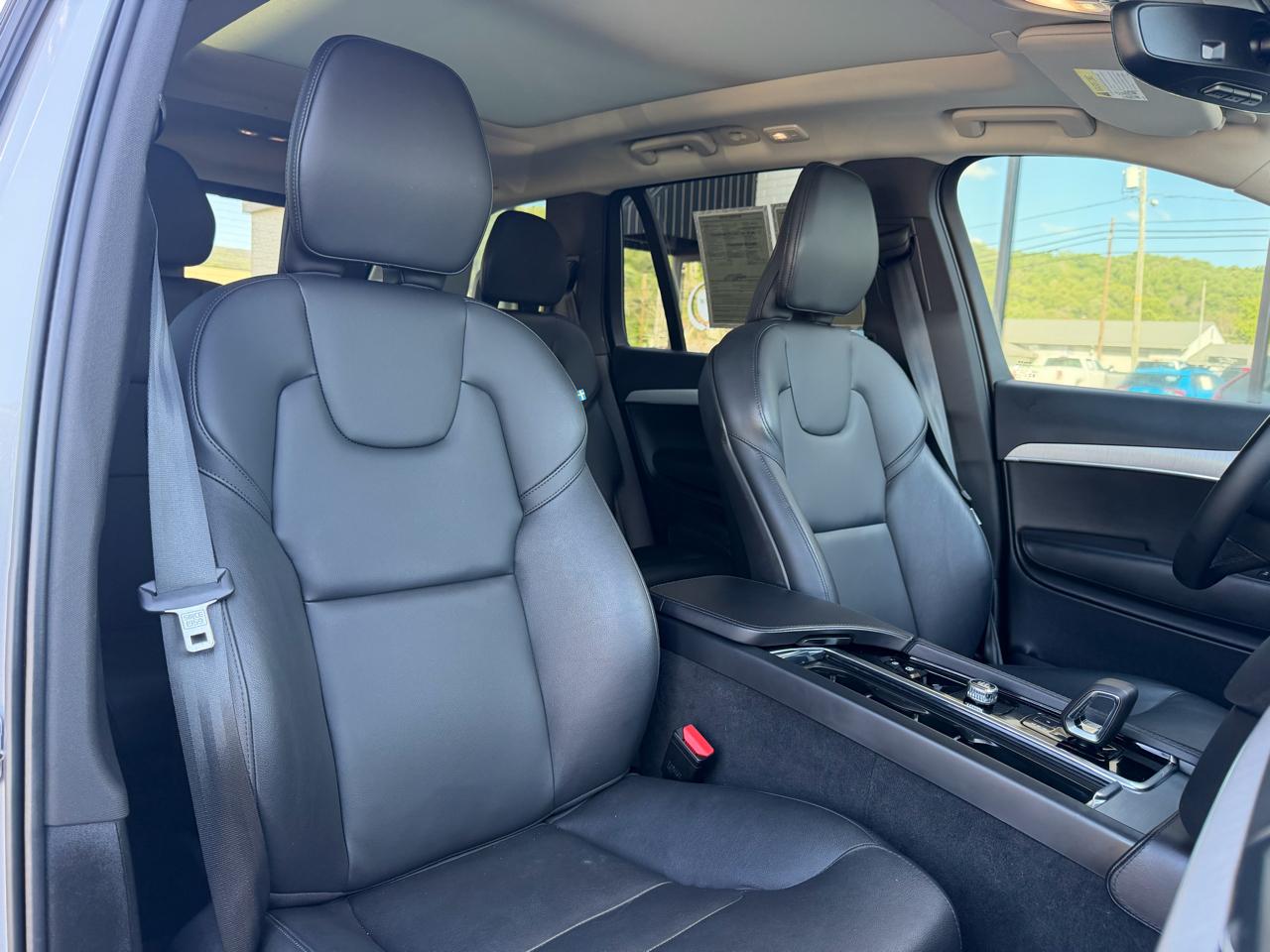 Volvo XC90  2024