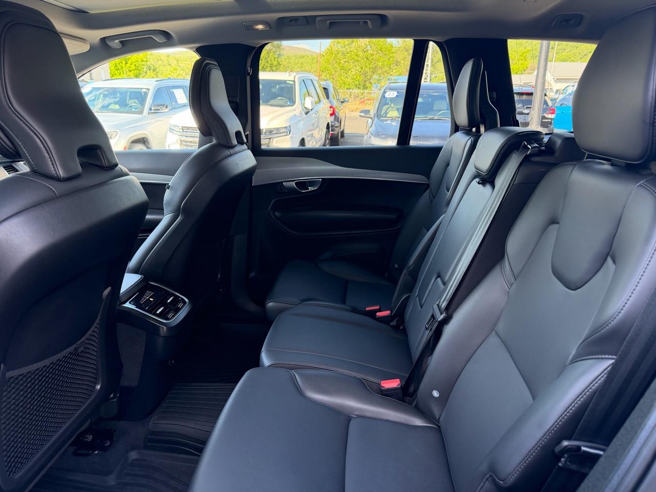 Volvo XC90  2024