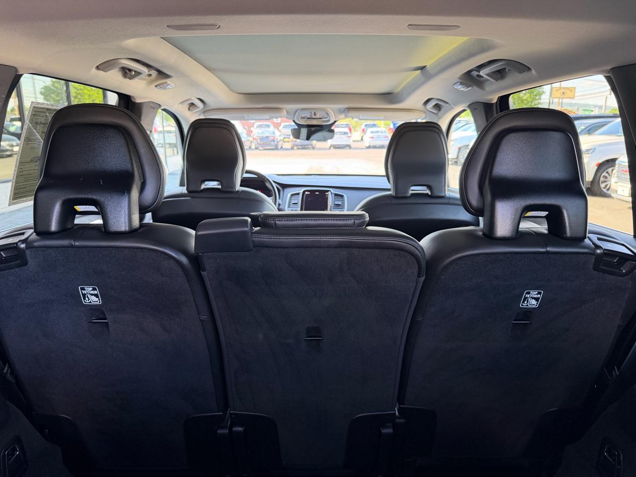 Volvo XC90  2024
