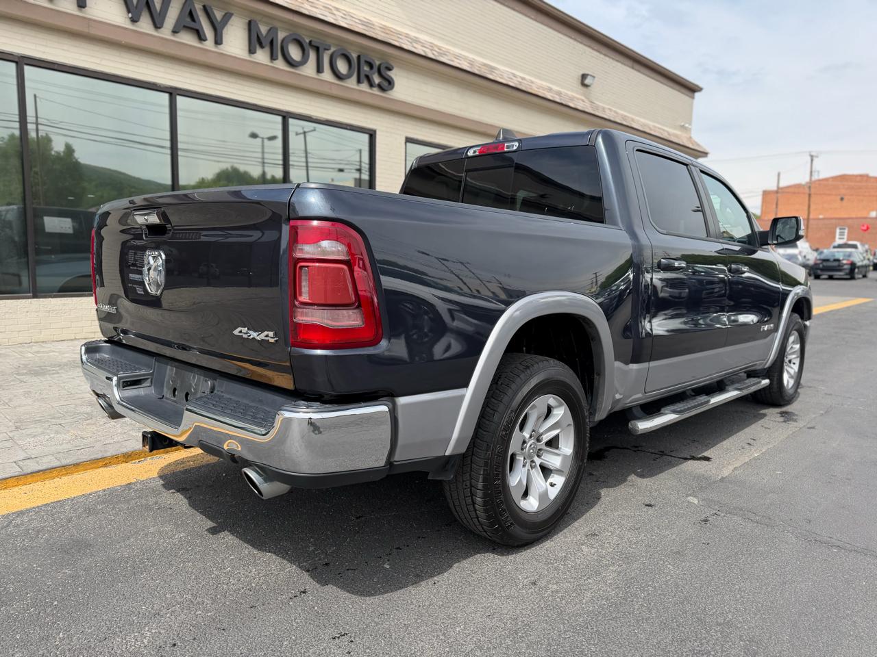 RAM 1500  2021