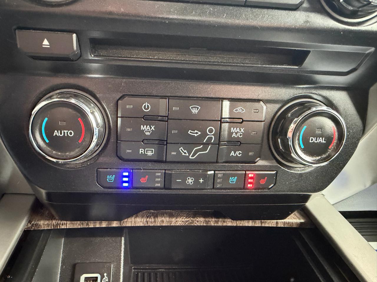 Ford F-450 SD Lariat 2018