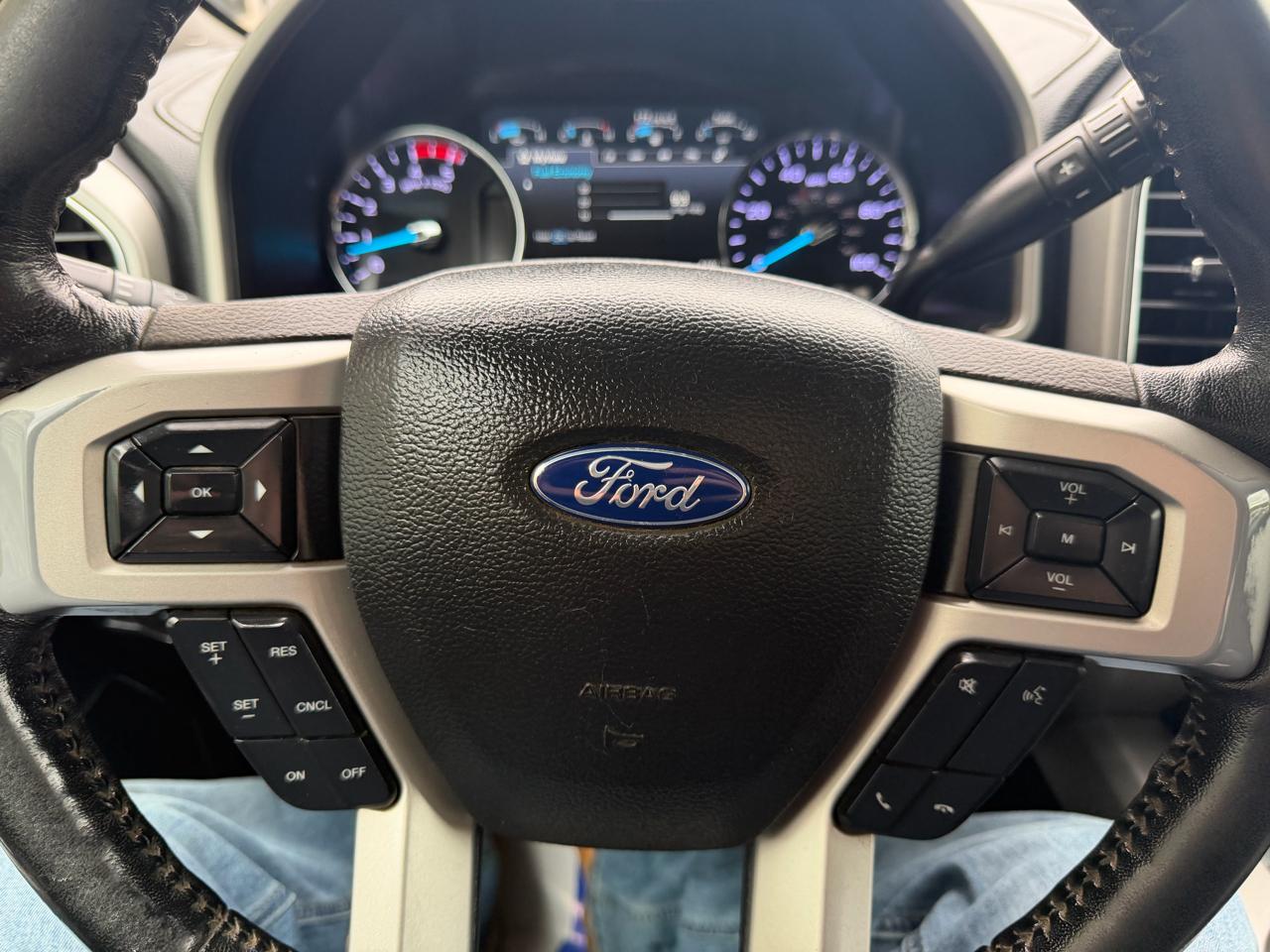 Ford F-450 SD Lariat 2018