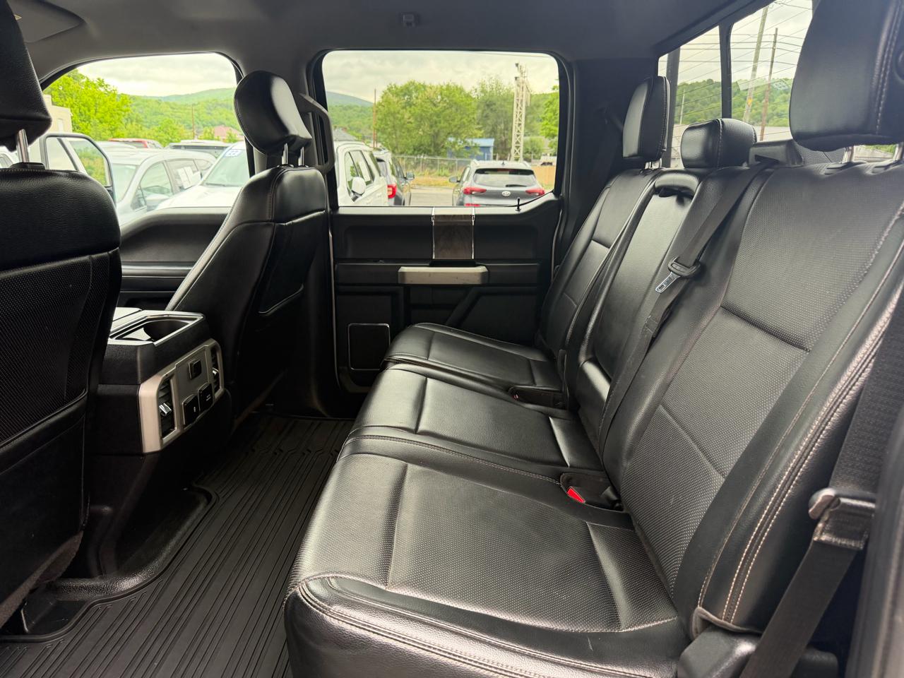 Ford F-450 SD Lariat 2018
