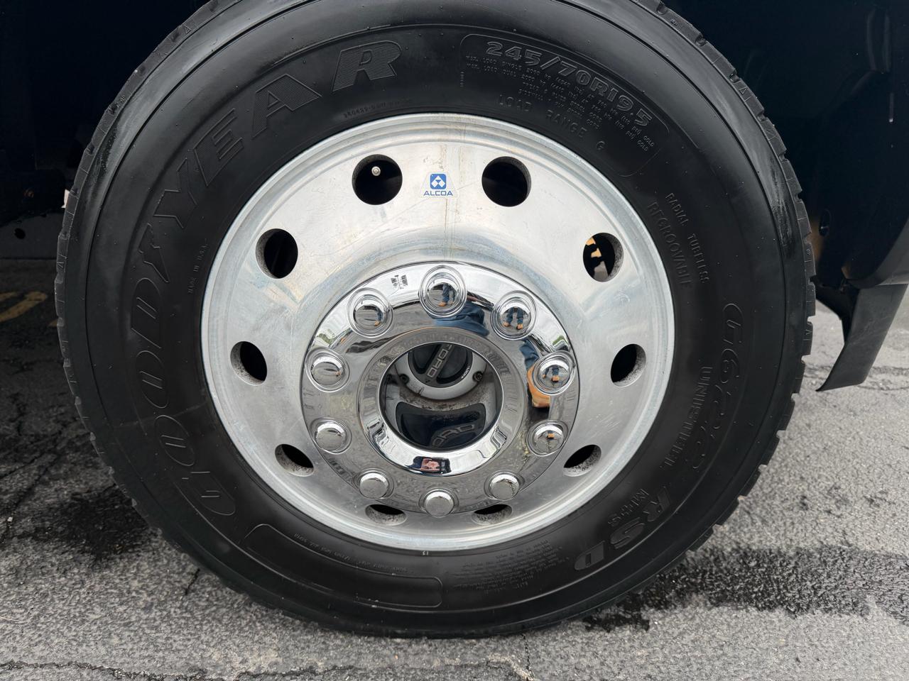 Ford F-450 SD Lariat 2018