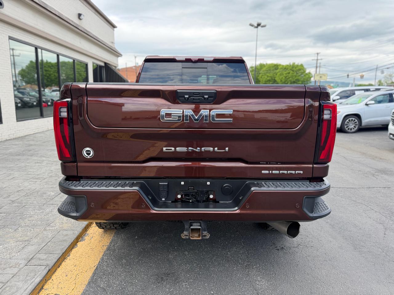 GMC Sierra 3500HD 4WD Crew Cab 159" Denali 2024