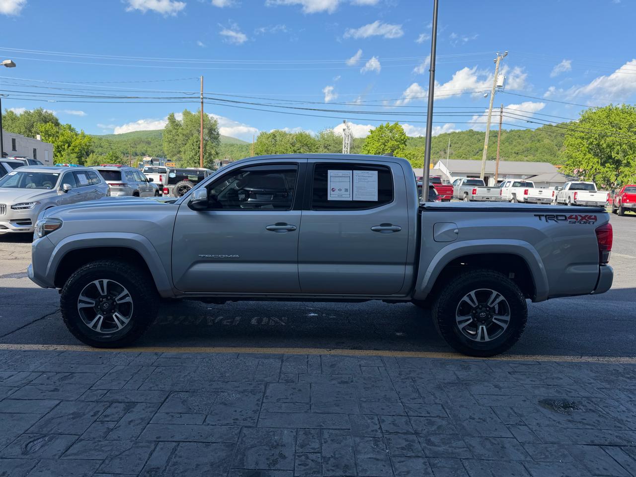 Toyota Tacoma  2016