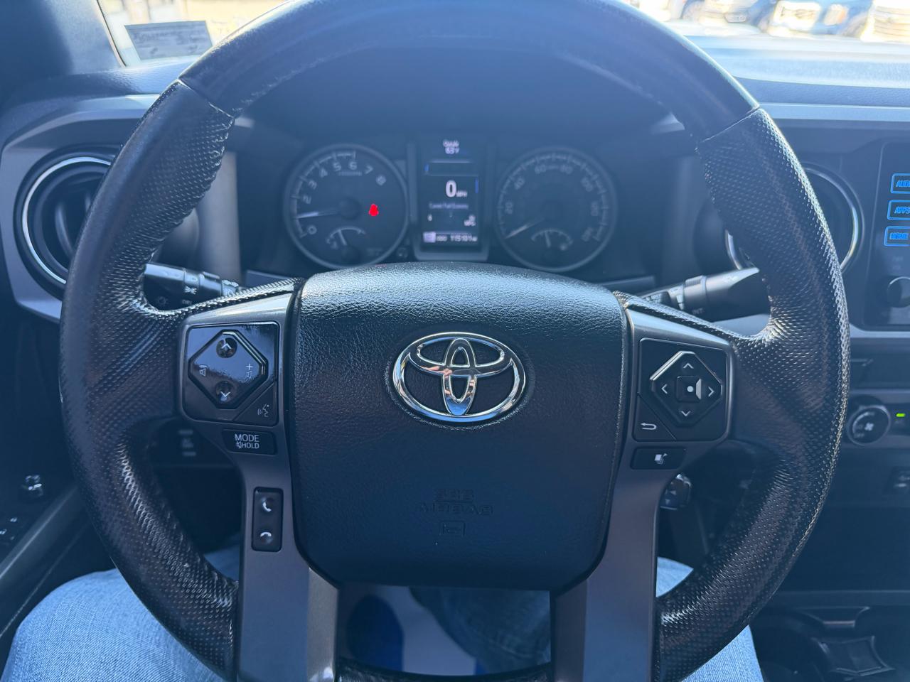 Toyota Tacoma  2016