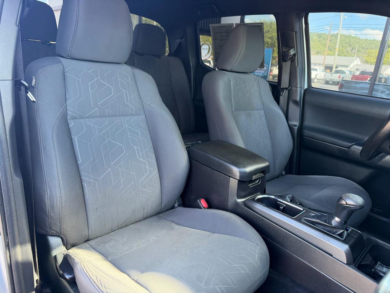 Toyota Tacoma  2016