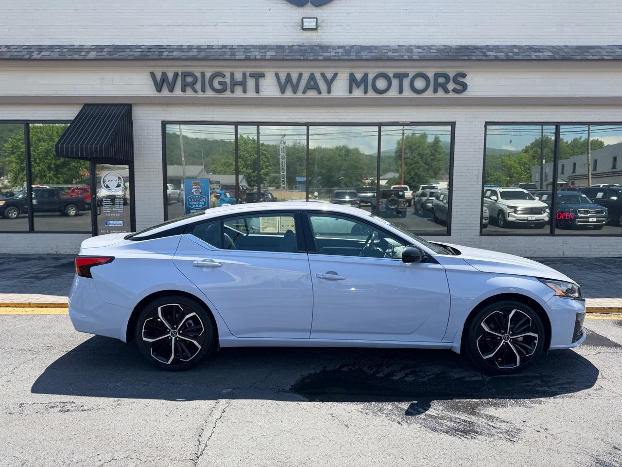 Nissan Altima 2.5 SR Sedan 2024