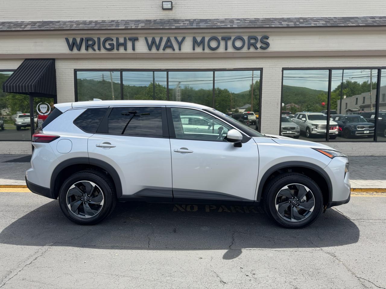 Nissan Rogue AWD SV 2024