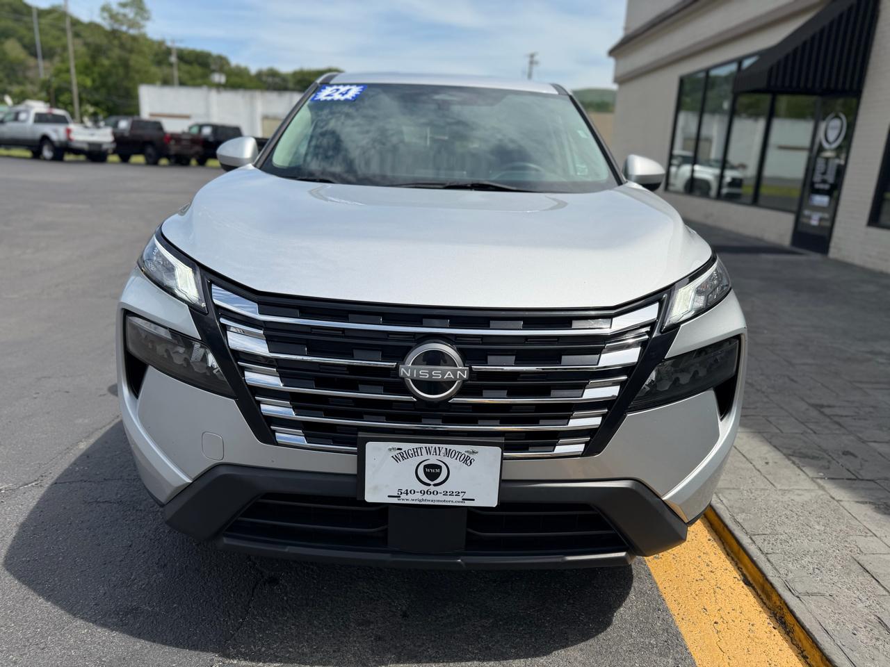 Nissan Rogue AWD SV 2024