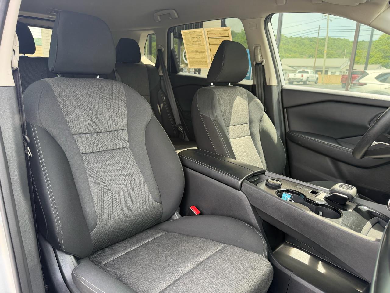 Nissan Rogue AWD SV 2024
