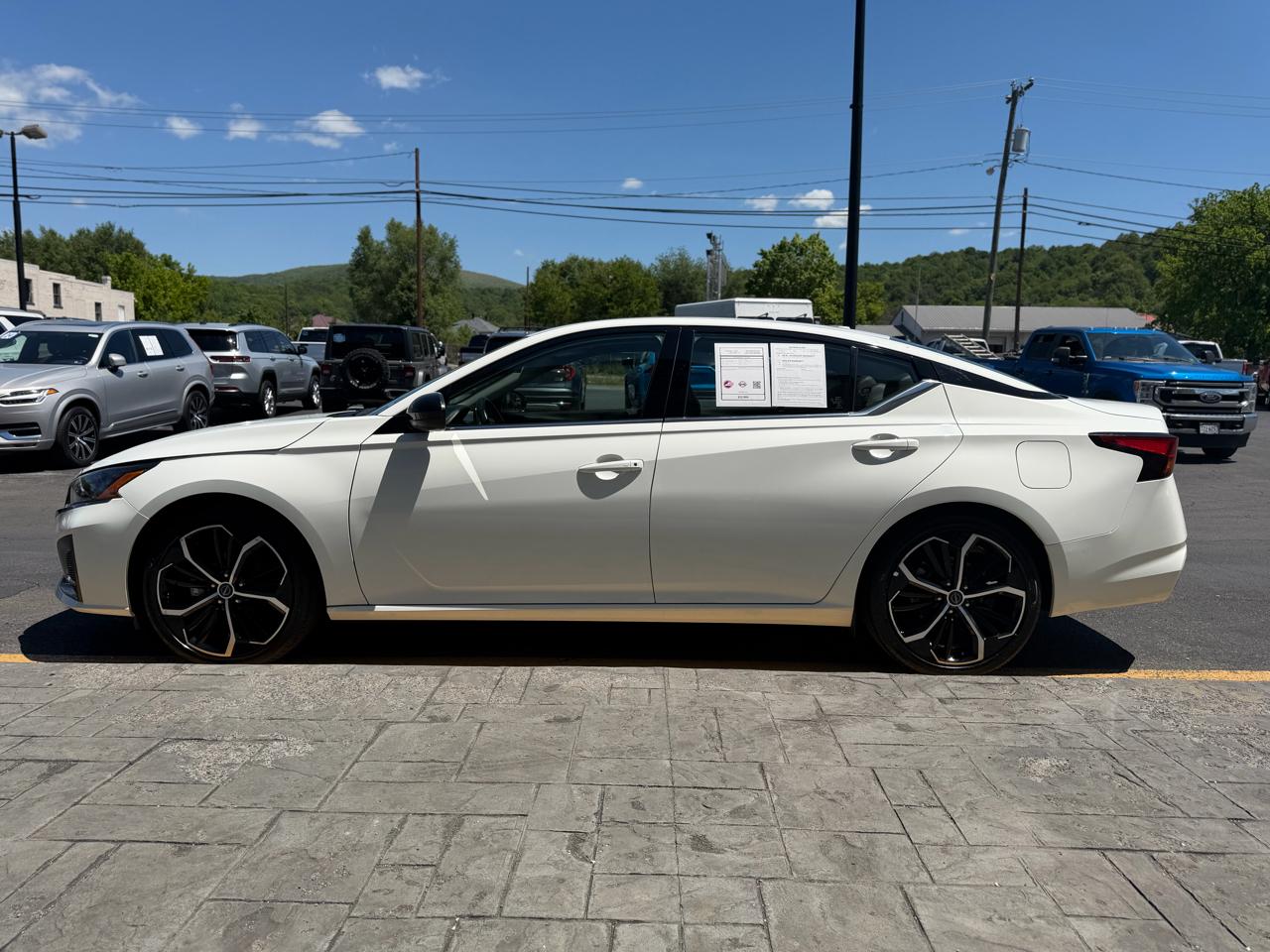 Nissan Altima 2.5 SR Sedan 2024