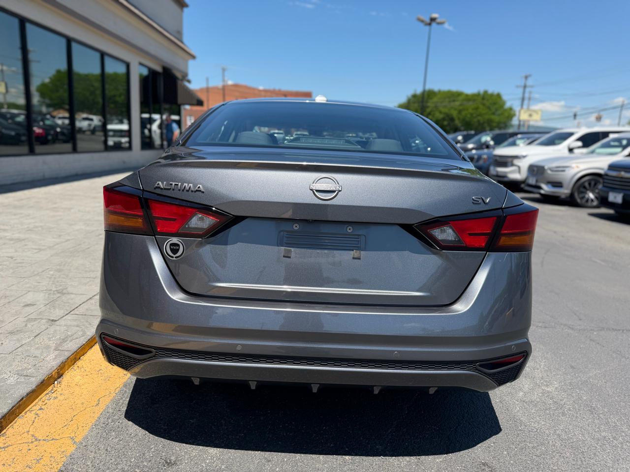 Nissan Altima 2.5 SV Sedan 2024