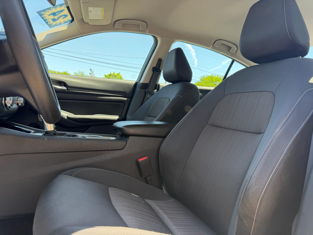 Nissan Altima 2.5 SV Sedan 2024