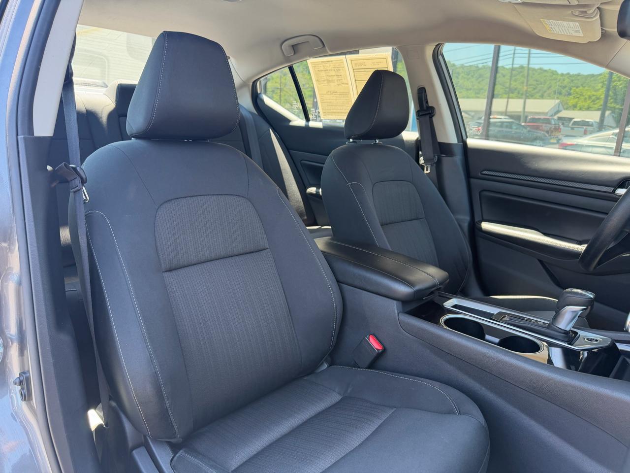 Nissan Altima 2.5 SV Sedan 2024