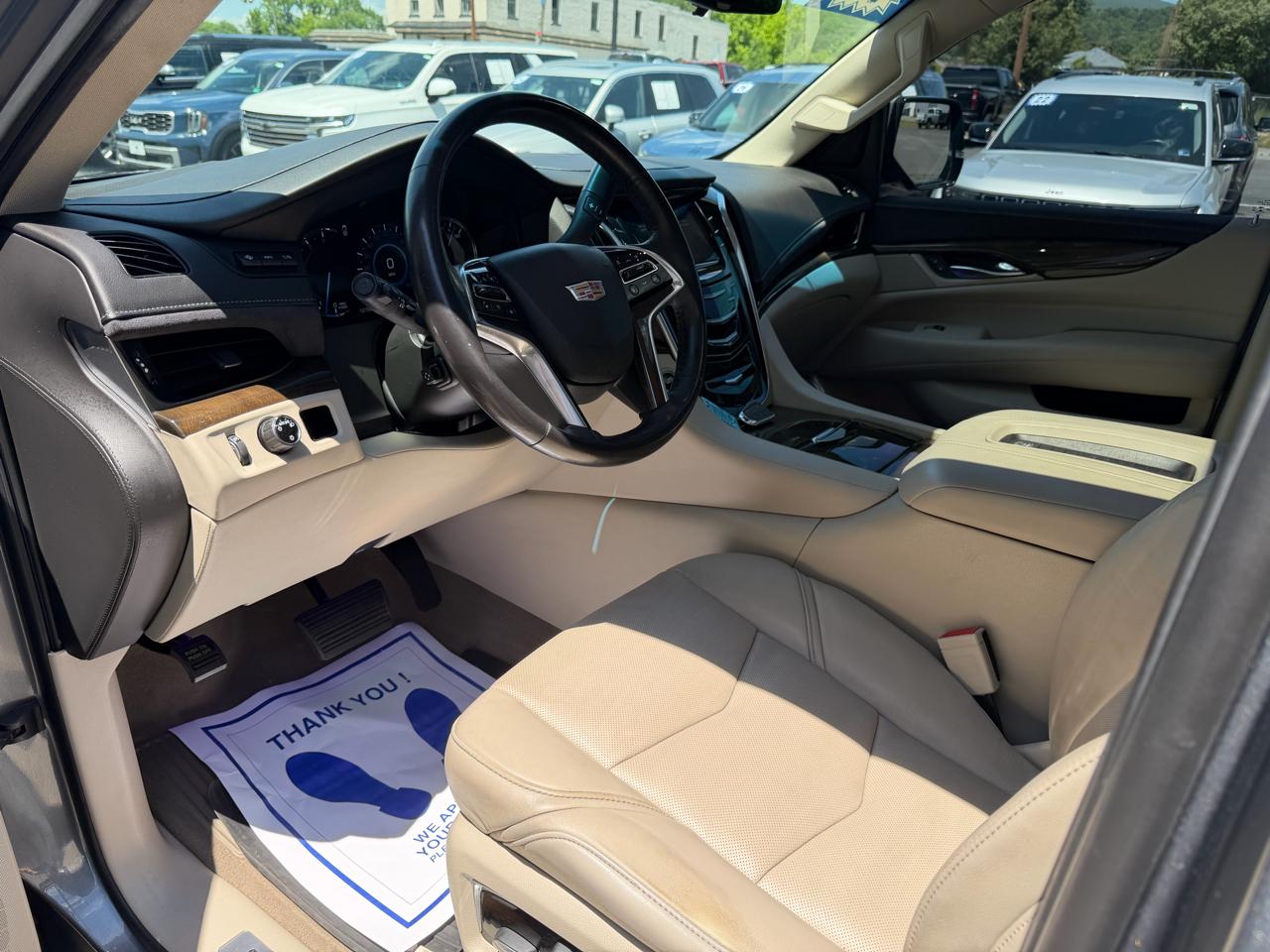 Cadillac Escalade 2WD 4dr Luxury 2018