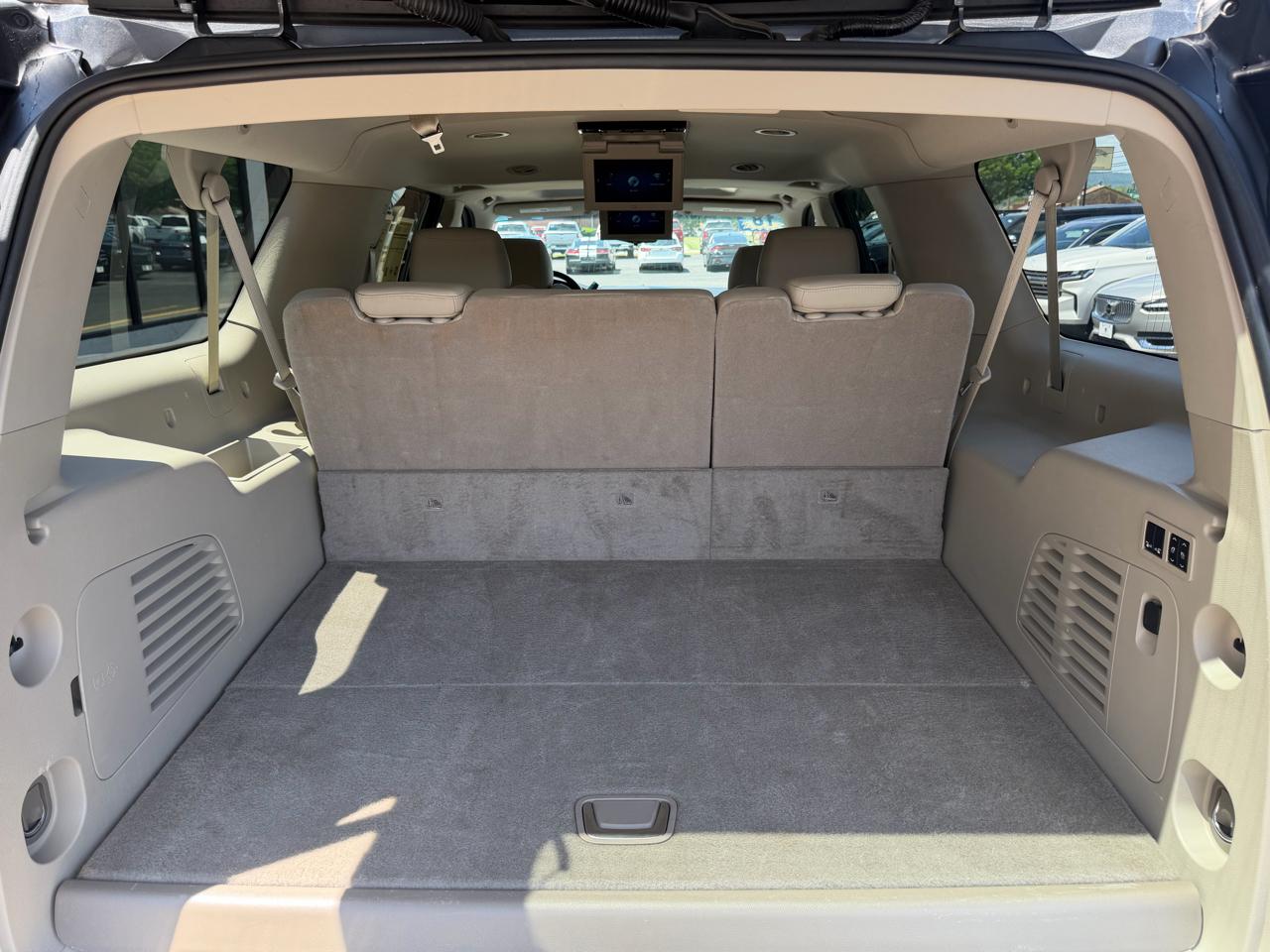 Cadillac Escalade 2WD 4dr Luxury 2018