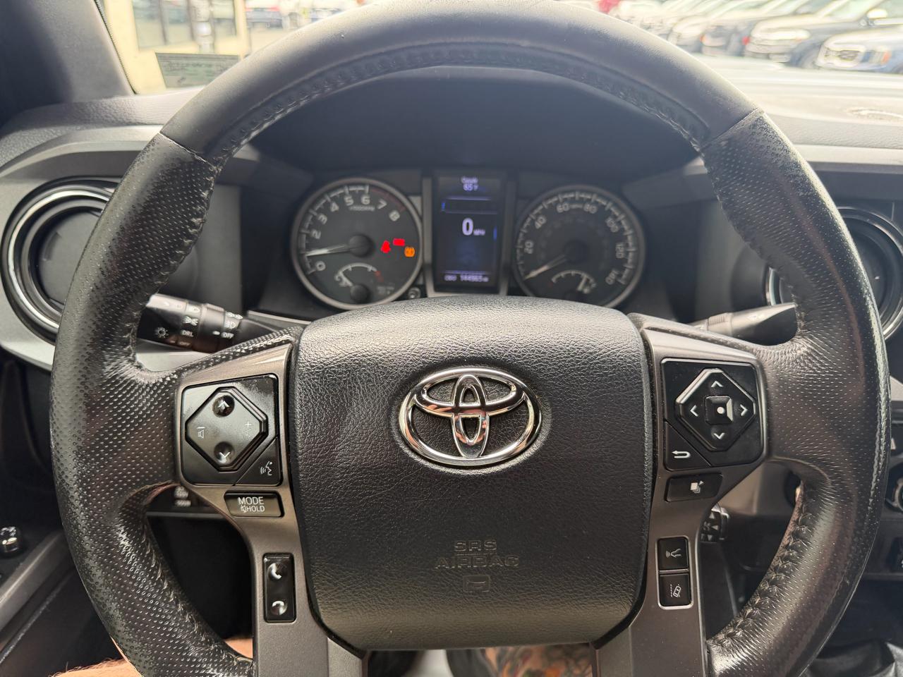 Toyota Tacoma  2018