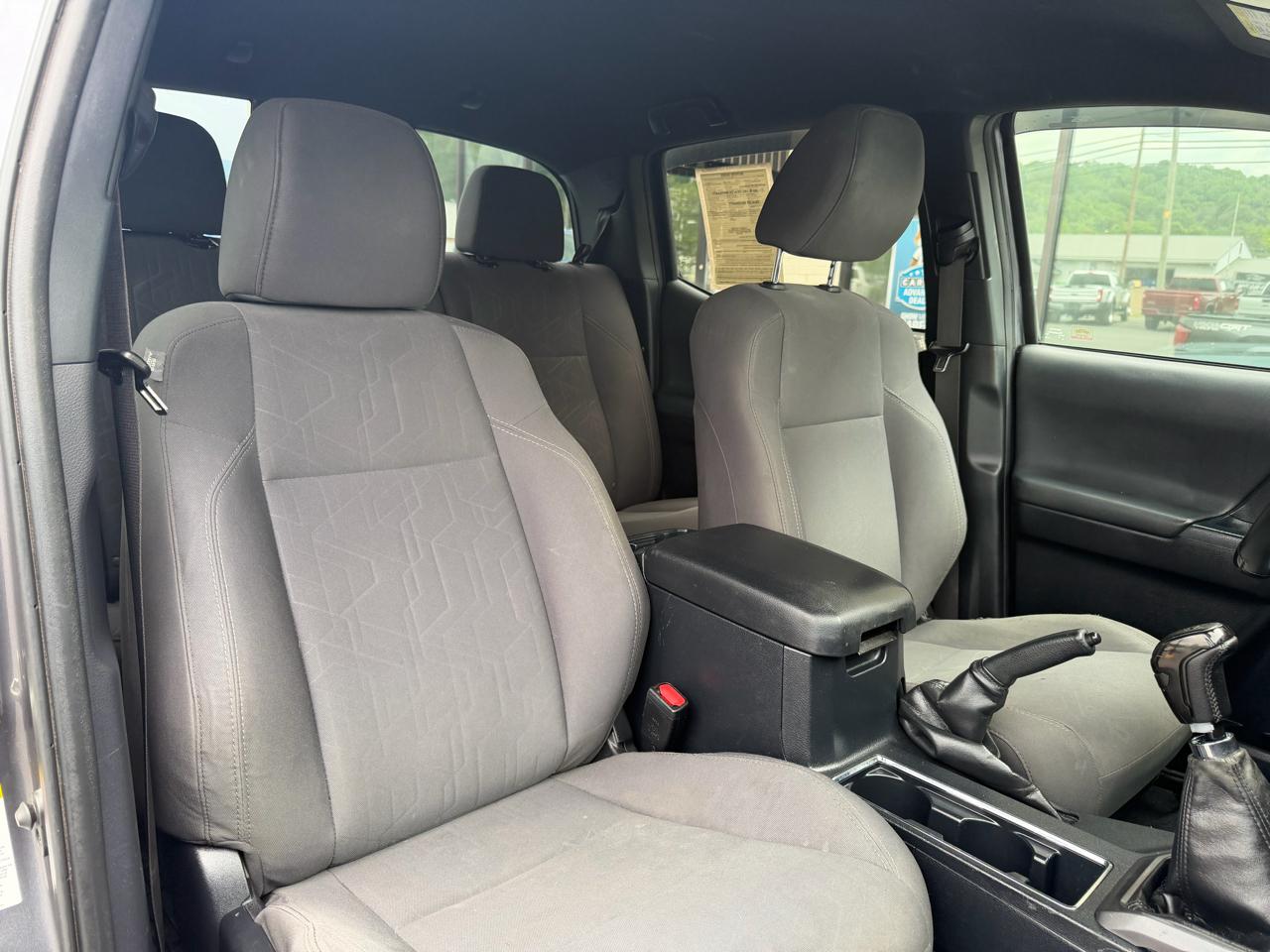 Toyota Tacoma  2018