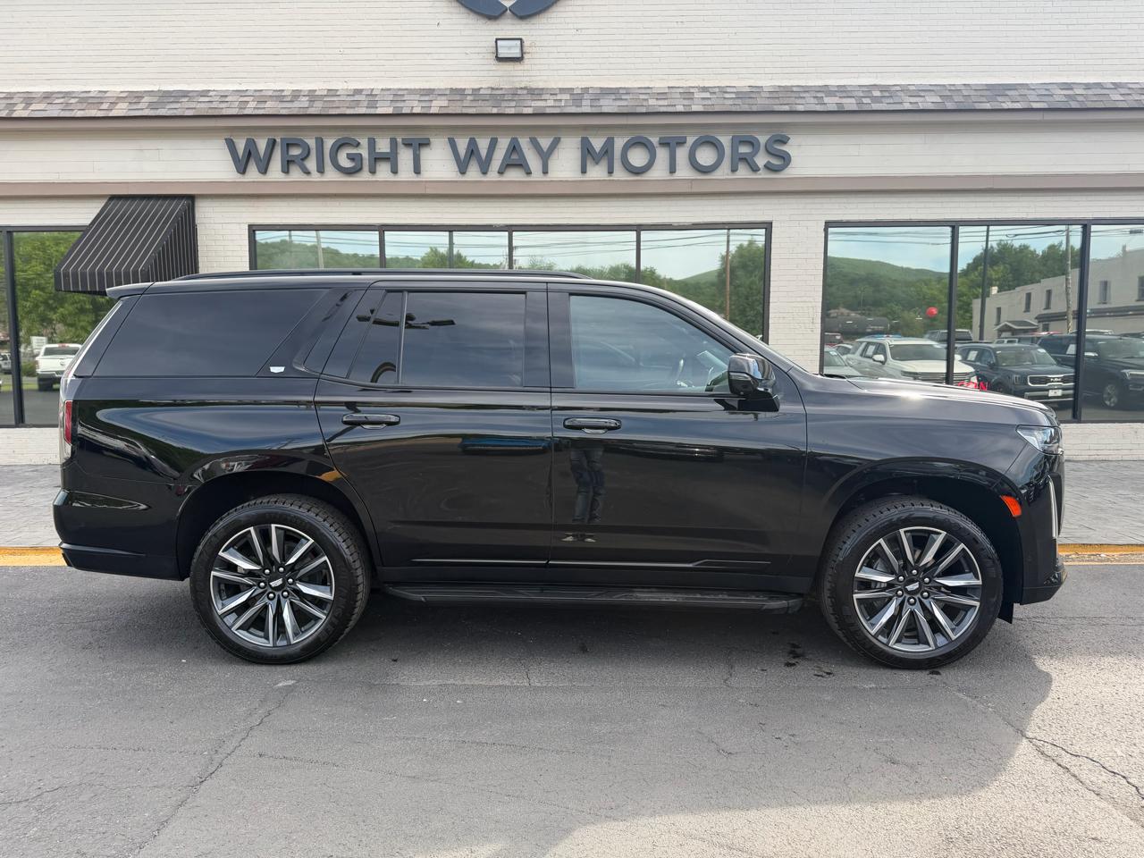 Cadillac Escalade 4WD 4dr Sport Platinum 2021