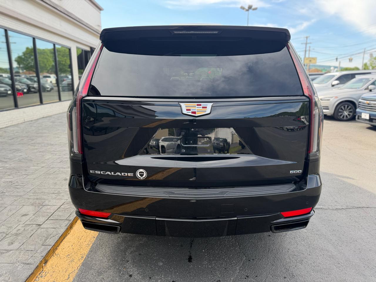 Cadillac Escalade 4WD 4dr Sport Platinum 2021