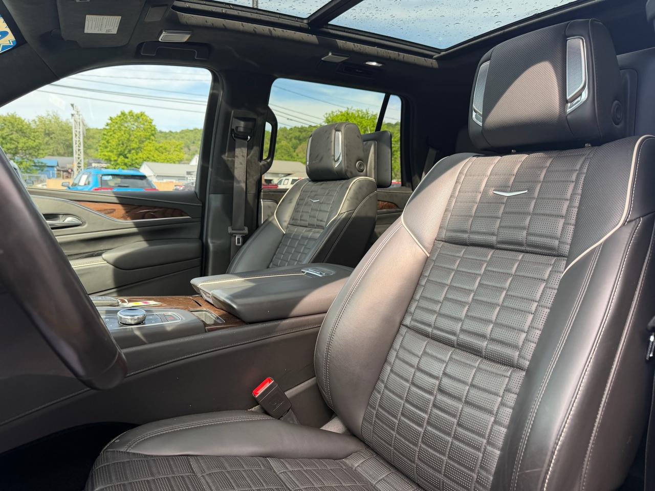 Cadillac Escalade 4WD 4dr Sport Platinum 2021