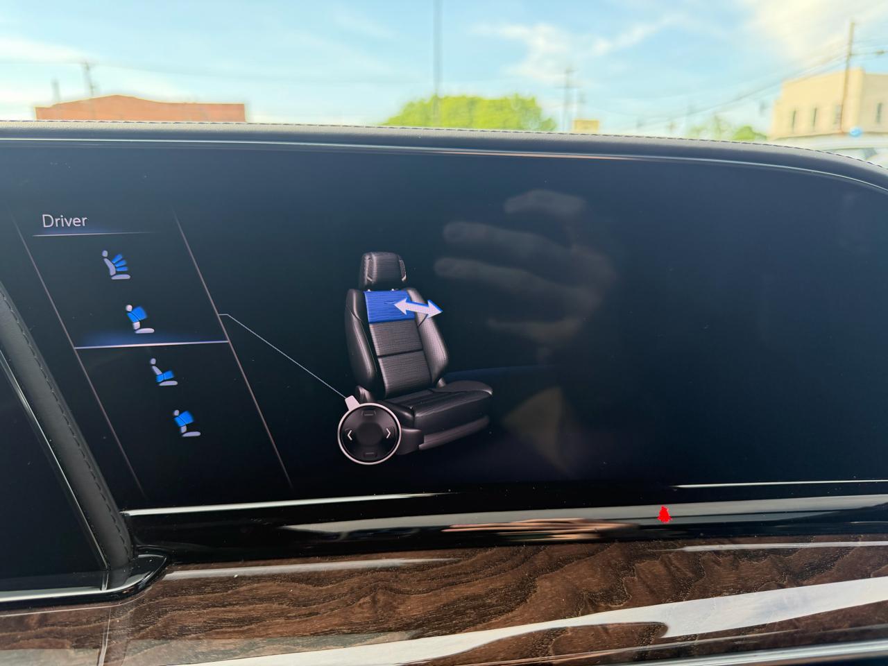 Cadillac Escalade 4WD 4dr Sport Platinum 2021