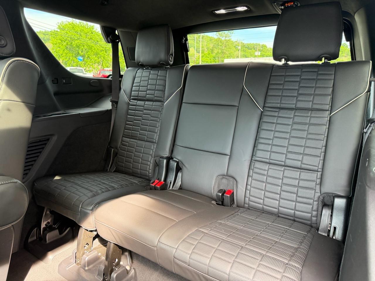 Cadillac Escalade 4WD 4dr Sport Platinum 2021