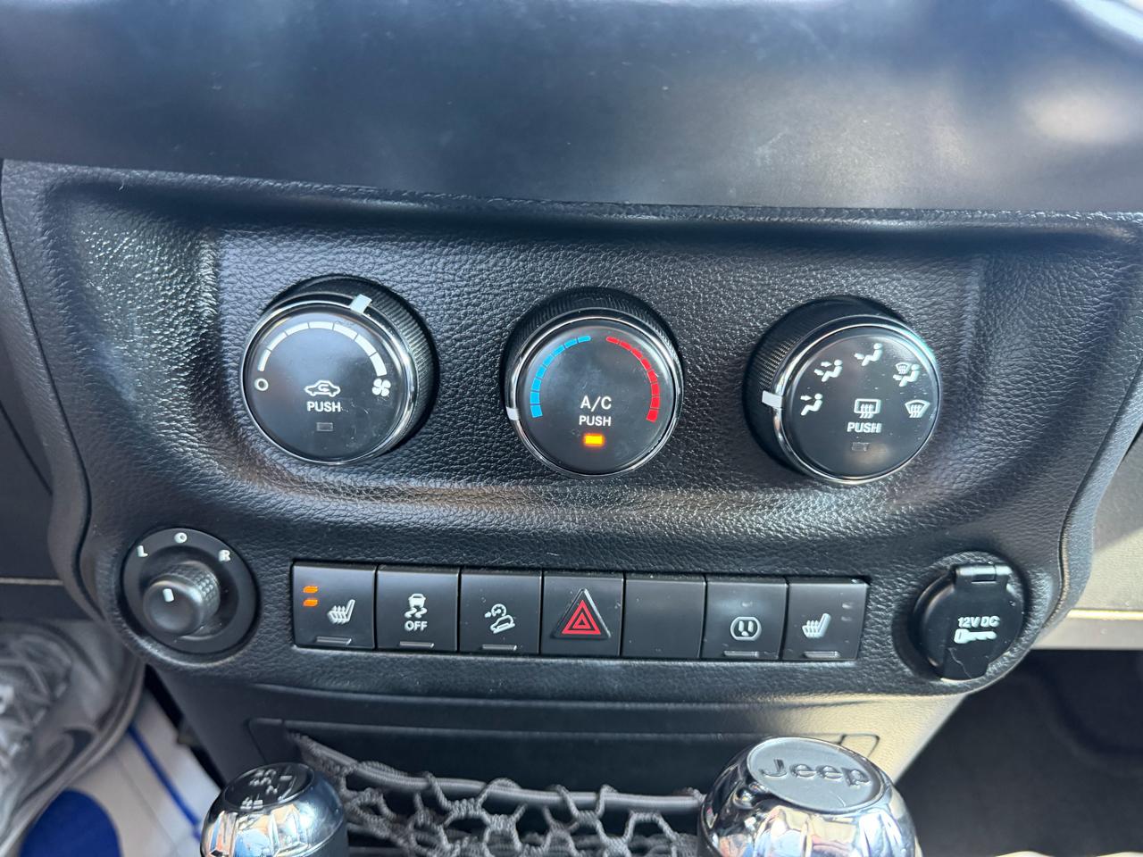 Jeep Wrangler  2014