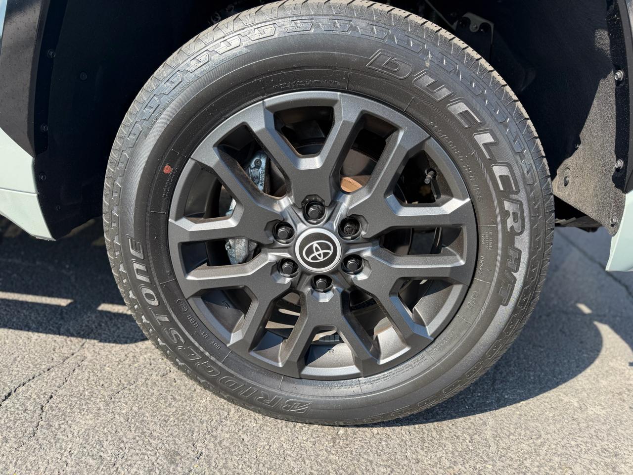 Toyota Tundra  2024