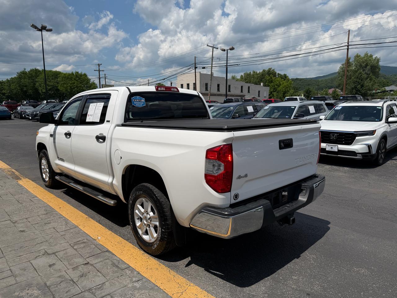 Toyota Tundra  2015