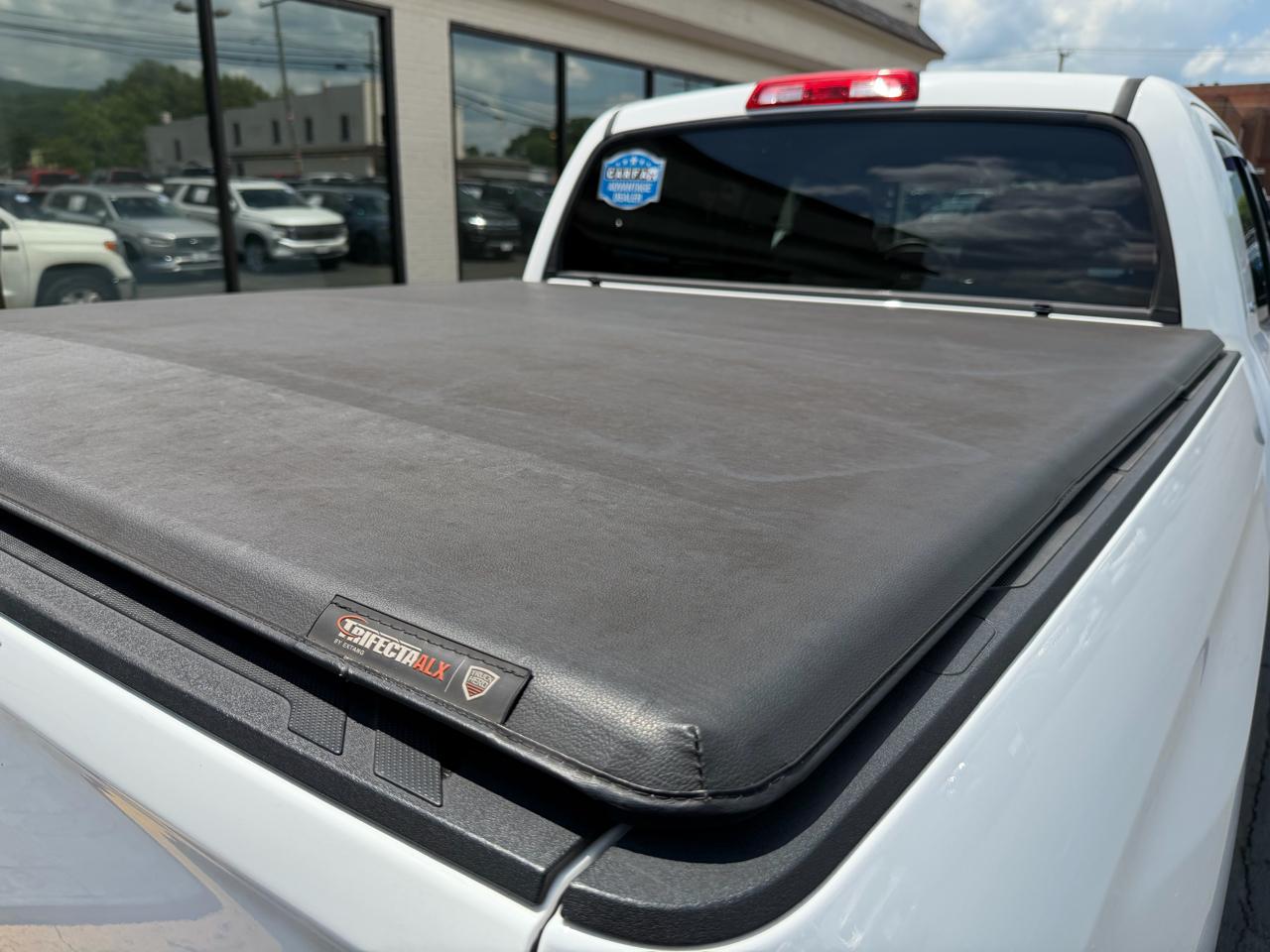Toyota Tundra  2015