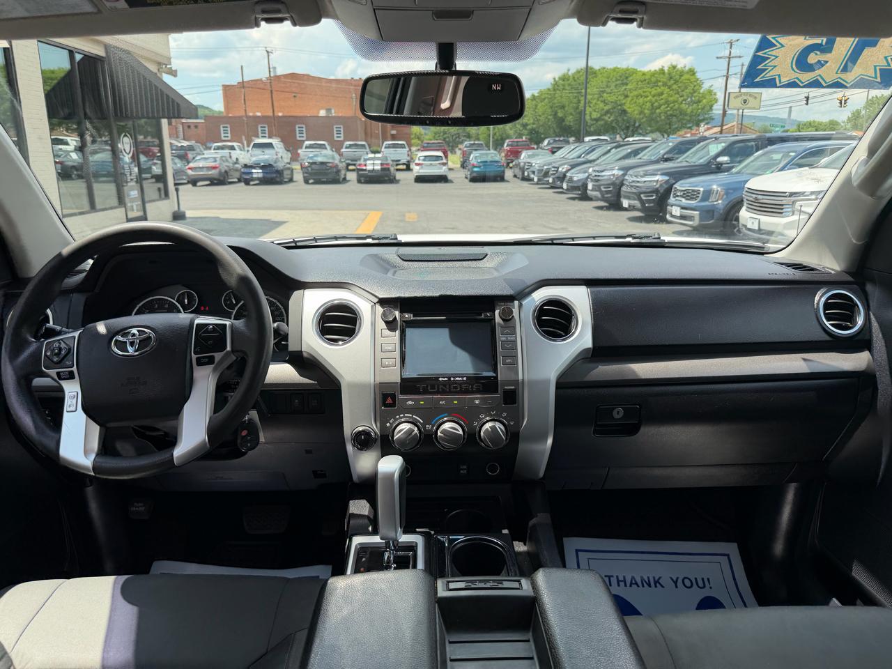 Toyota Tundra  2015