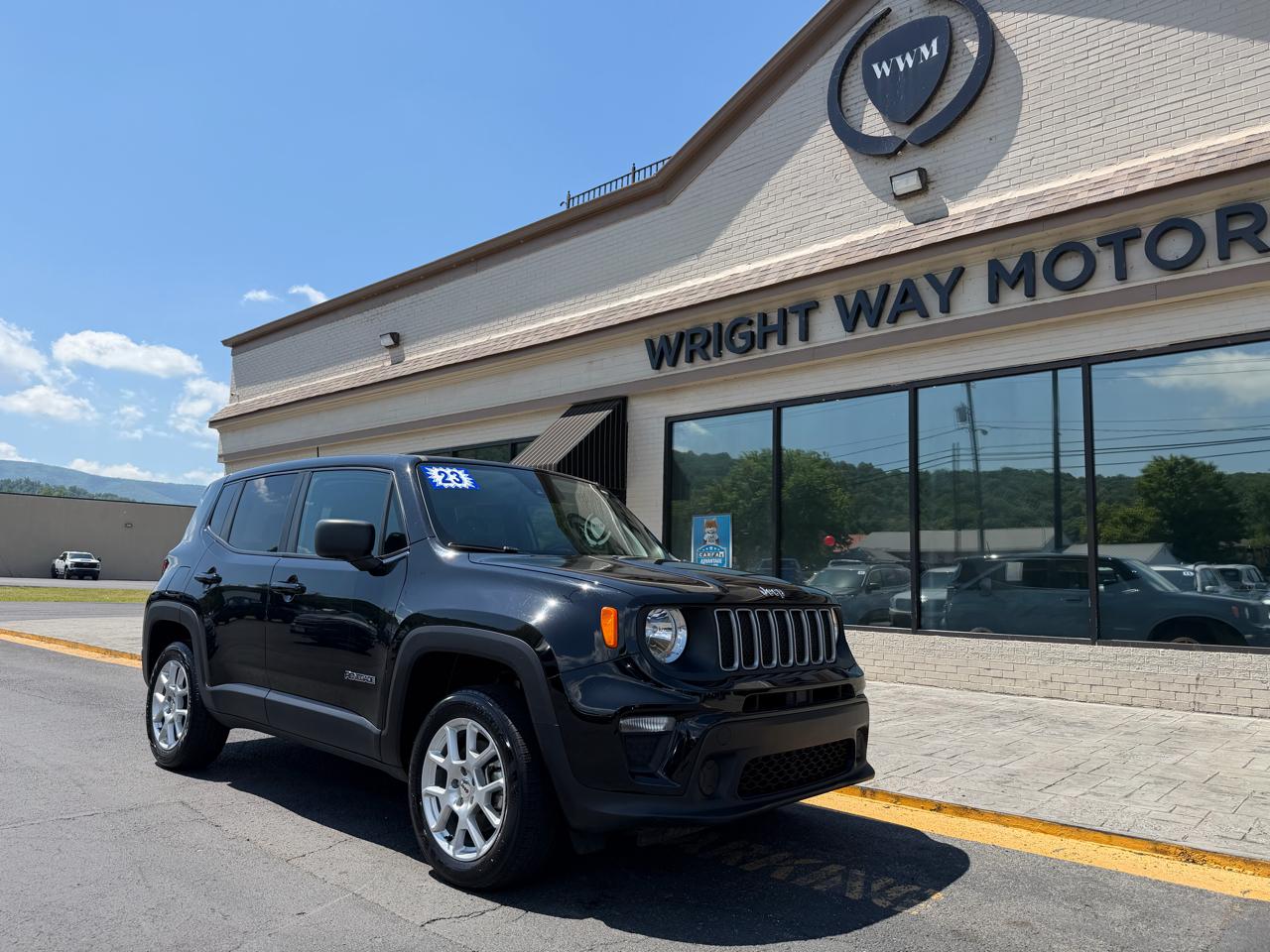 2023 Jeep Renegade LATITUDE 4X4