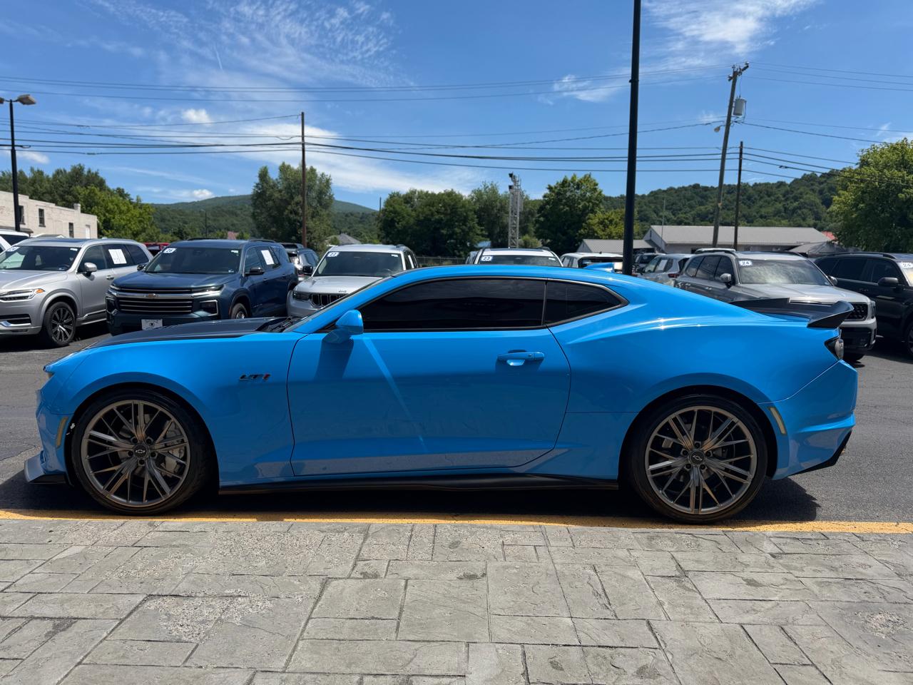 Chevrolet Camaro 2dr Cpe LT1 2022