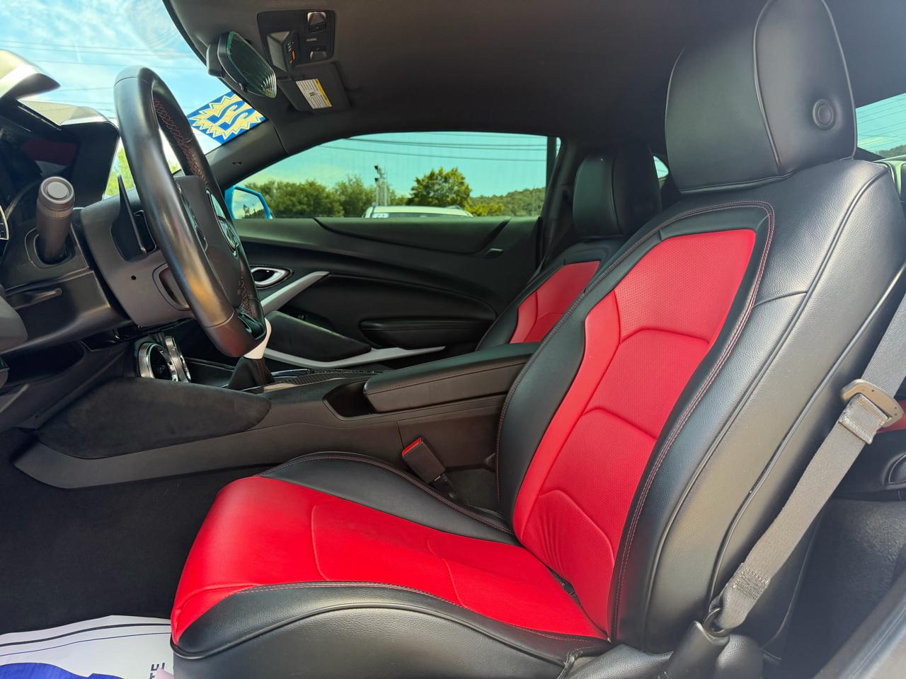 Chevrolet Camaro 2dr Cpe LT1 2022