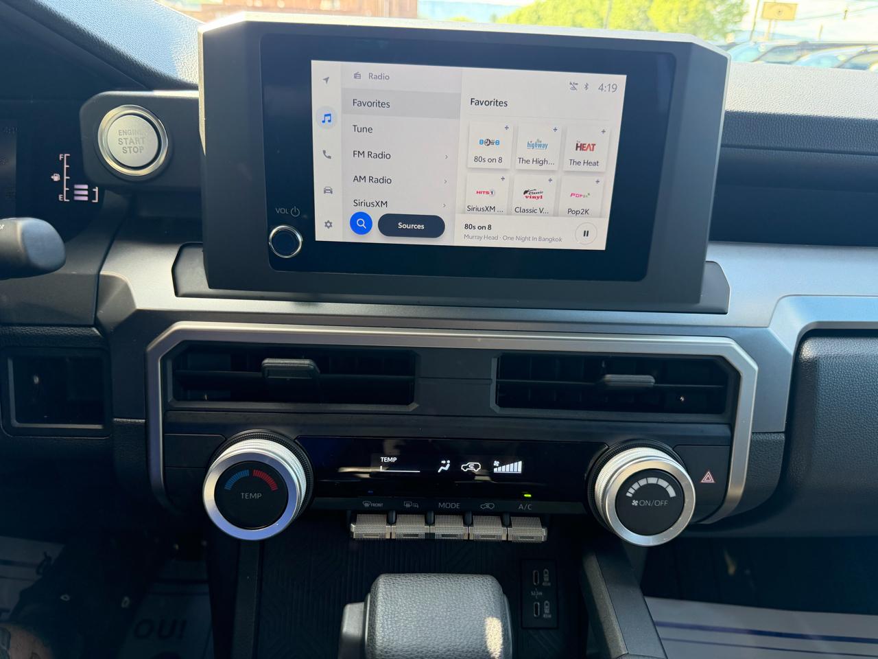 Toyota 4Runner SR5 4WD 2025