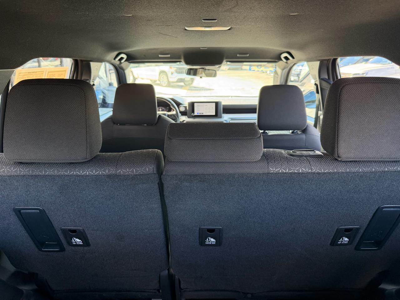 Toyota 4Runner SR5 4WD 2025