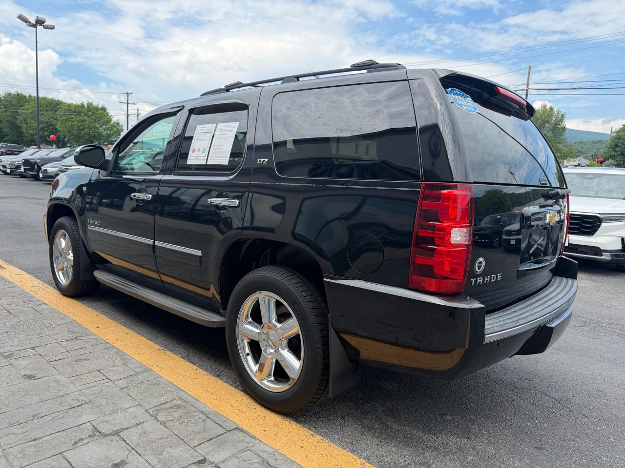 Chevrolet Tahoe 4WD 4dr 1500 LTZ 2013