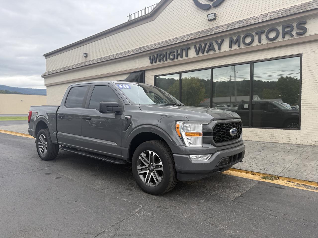 Ford F-150 XL 4WD SuperCrew 5.5' Box 2021