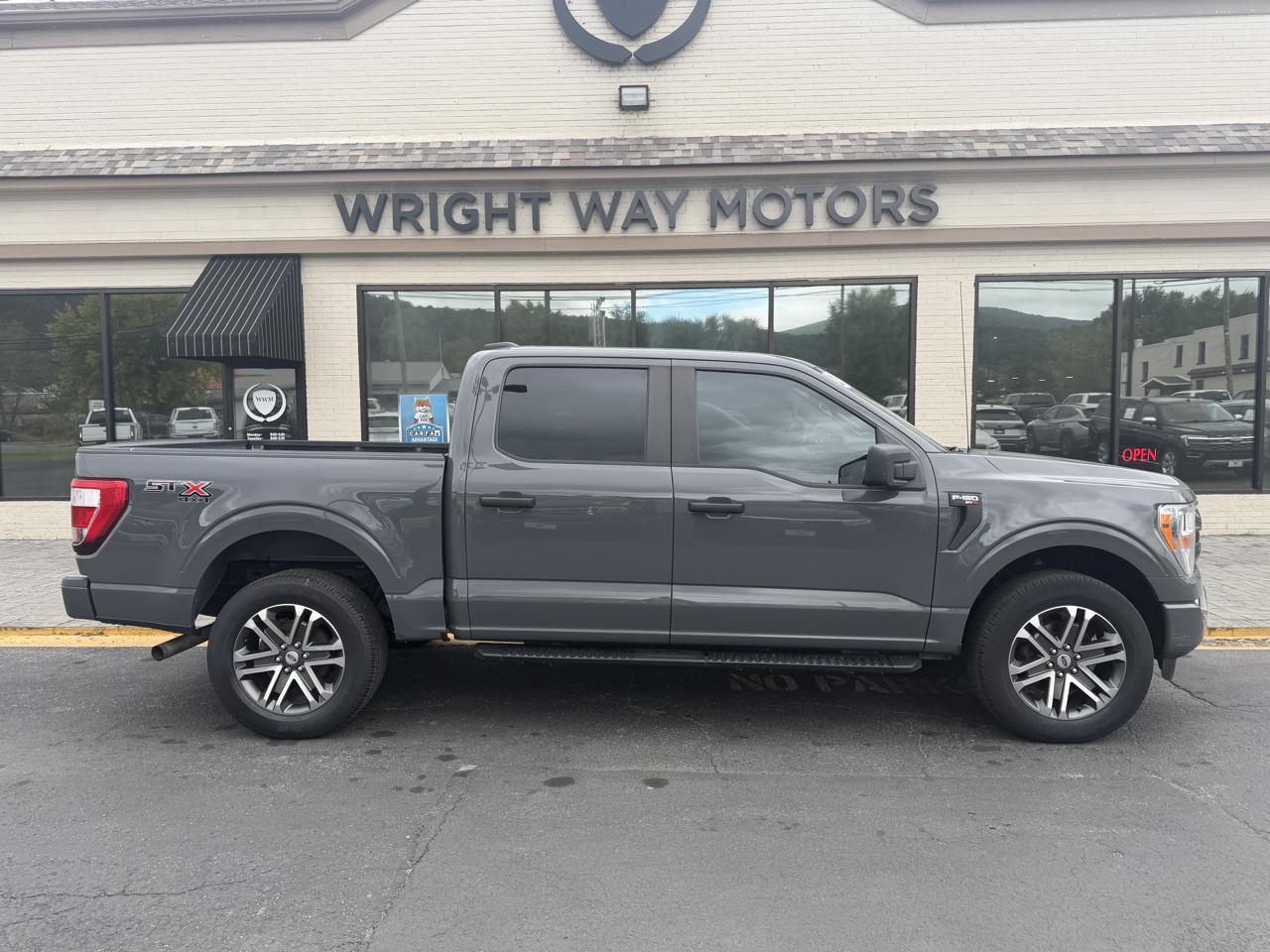 Ford F-150 XL 4WD SuperCrew 5.5' Box 2021
