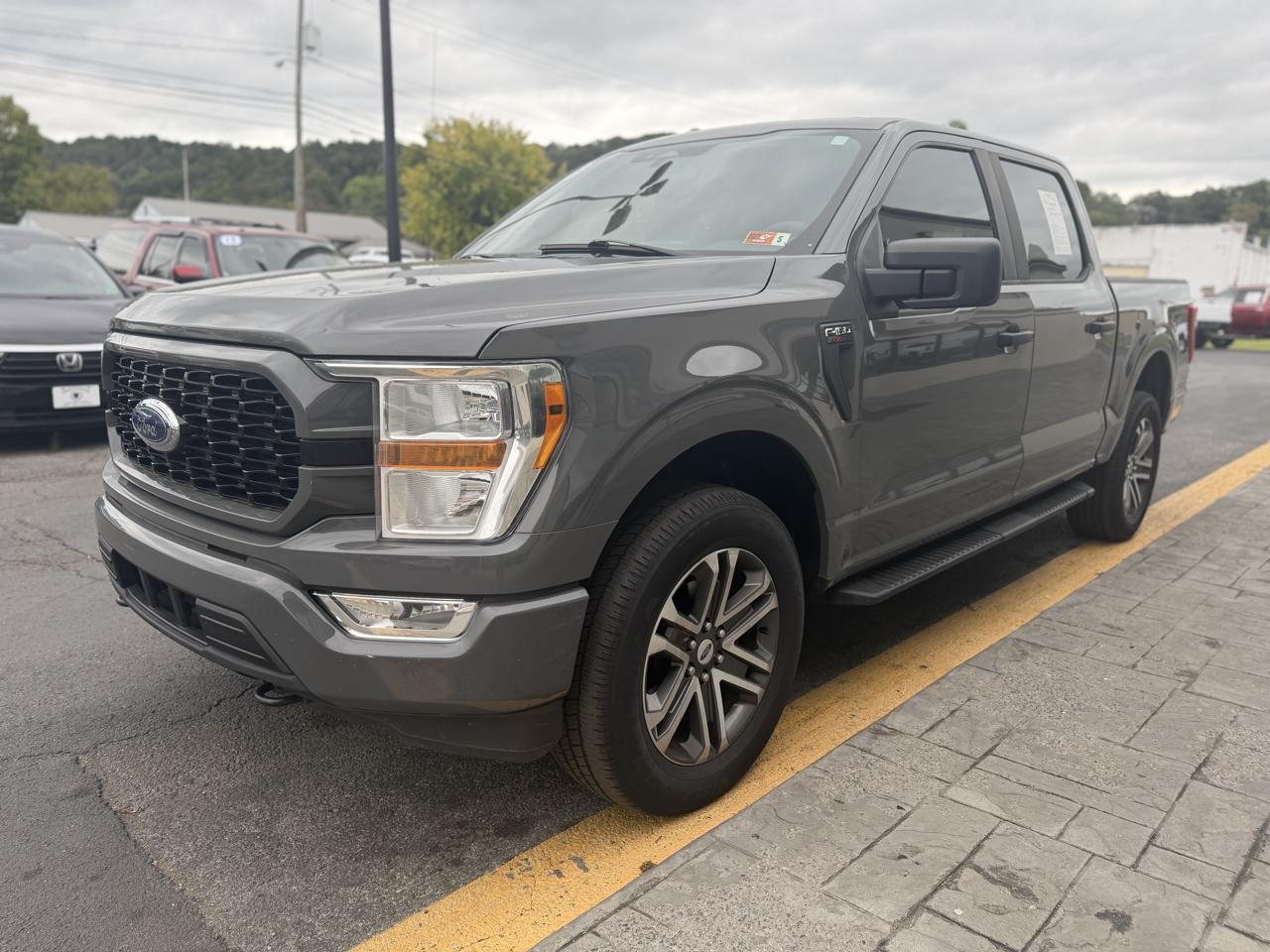 Ford F-150 XL 4WD SuperCrew 5.5' Box 2021