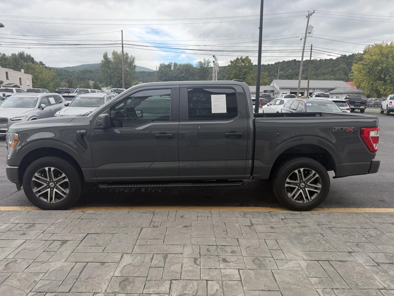 Ford F-150 XL 4WD SuperCrew 5.5' Box 2021
