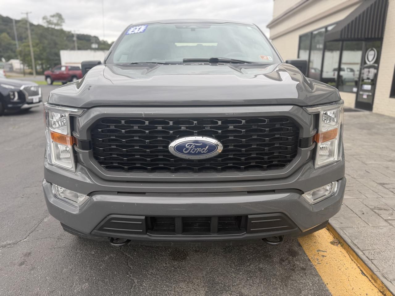 Ford F-150 XL 4WD SuperCrew 5.5' Box 2021