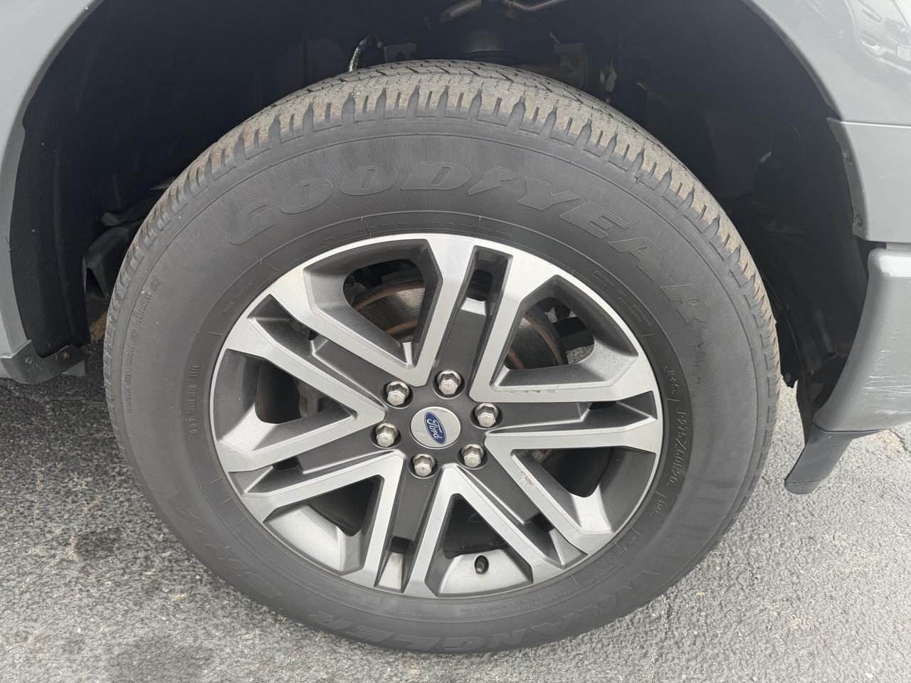 Ford F-150 XL 4WD SuperCrew 5.5' Box 2021