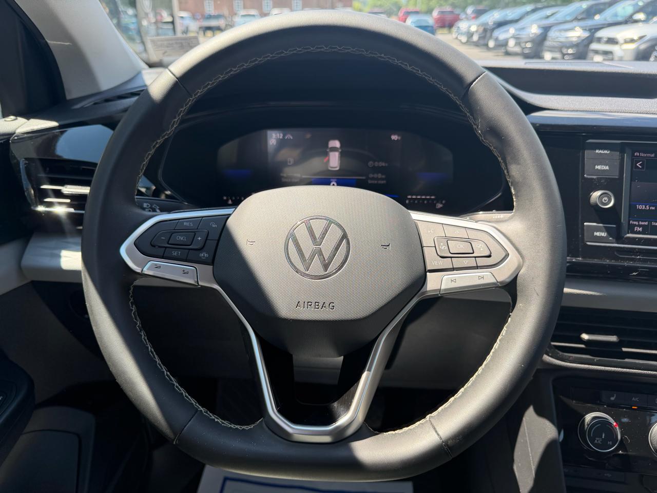 Volkswagen Taos S 4MOTION 2023