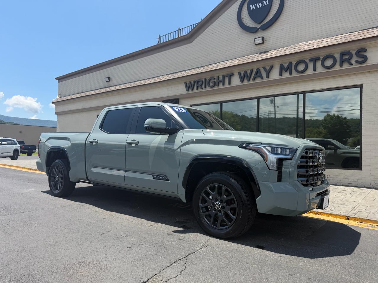 2024 Toyota Tundra PLATINUM CREWMAX 6.5' BED